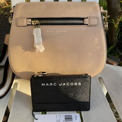 gotham nomad leather crossbody bag