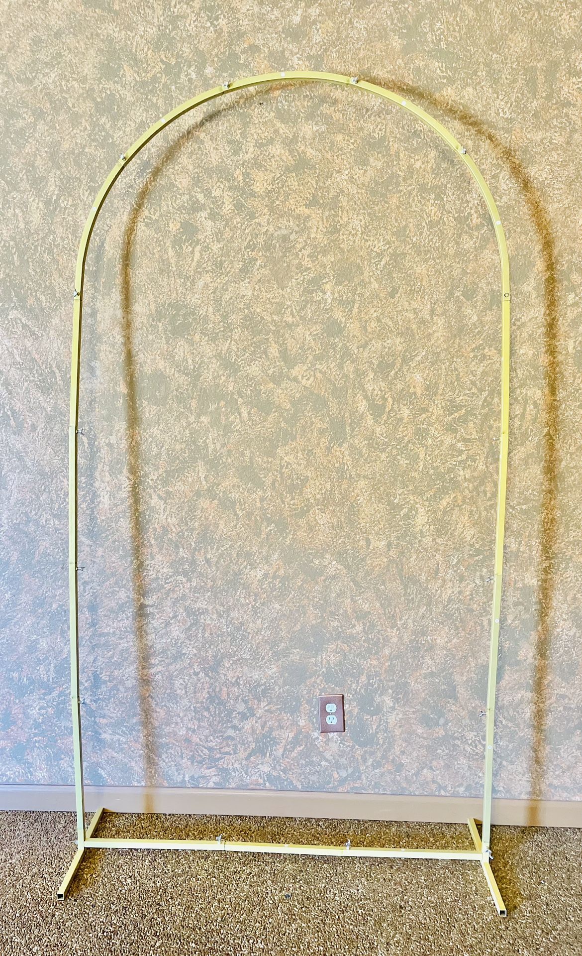 7.2FT Gold Arch Backdrop