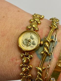 Vintage Lorus Disney Mickey Mouse Head Ears Dainty Bracelet Wrist Watch Gold