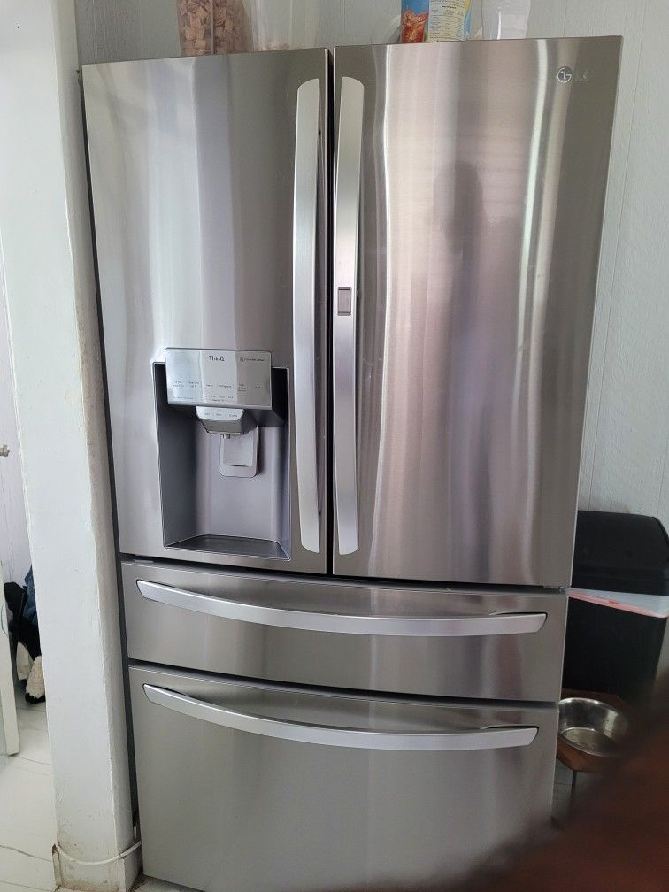 Refrigerator