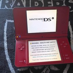 Nintendo DS  XL Super Mario 25th Anniversary $120