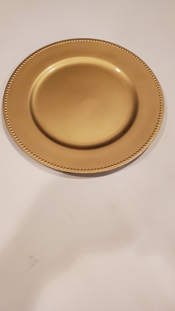 Gold Chargers For Plates