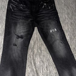 RTA JEANS SIZE 34