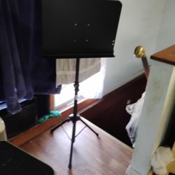 Music Conductor Stands. Xl # 3 Total 