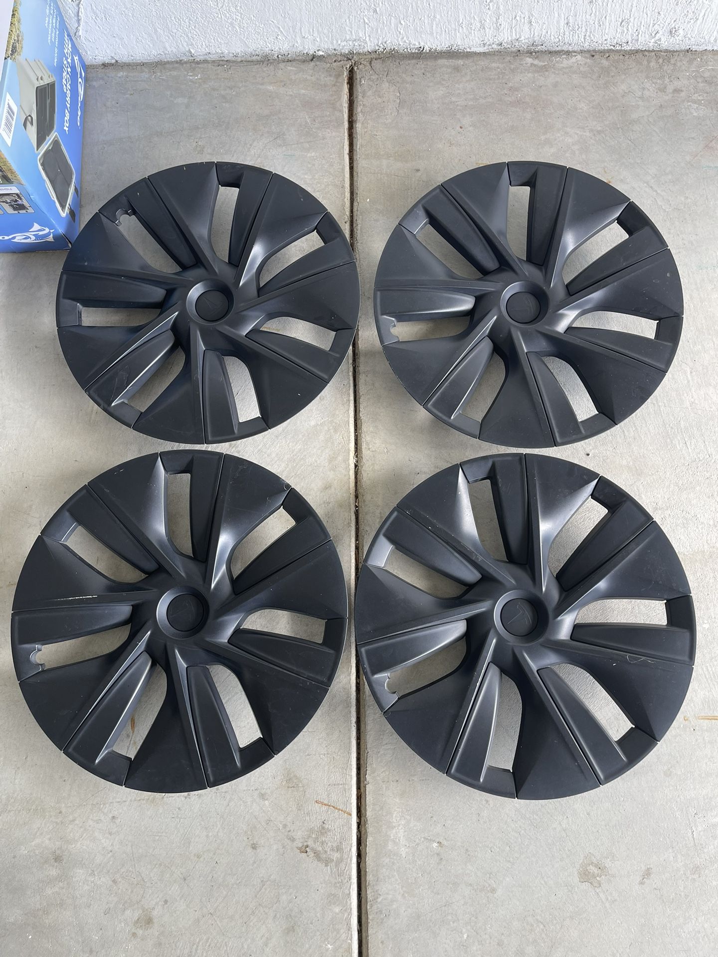 19” Gemini Black Wheel Cover