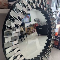 Beautiful Mirror 