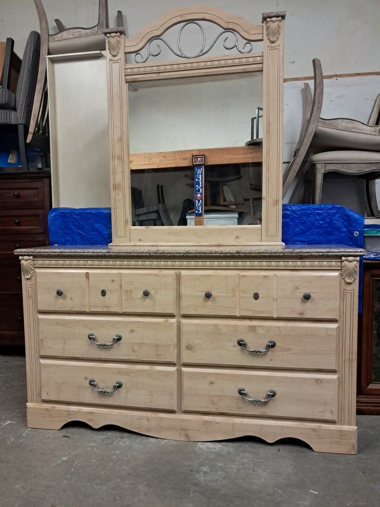 Modern Faux Granite Top Dresser with Mirror