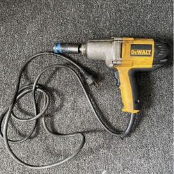 DEWALT HEAVY-DUTY 1/2" IMPACT WRENCH WITH DETENT PIN ANVIL (DW292)