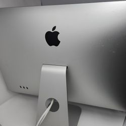 Apple LED Cinema Display A1267 24 Inch Widescreen LCD MagSafe Monitor MB382LL/A