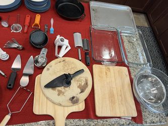Various Kitchen Items 