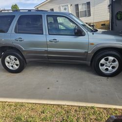 2003 Mazda Tribute