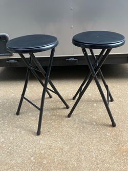 Set of 2 kitchen height black barstools