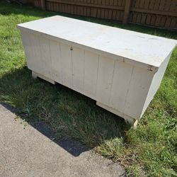 Antique Lane Cedar Chest 