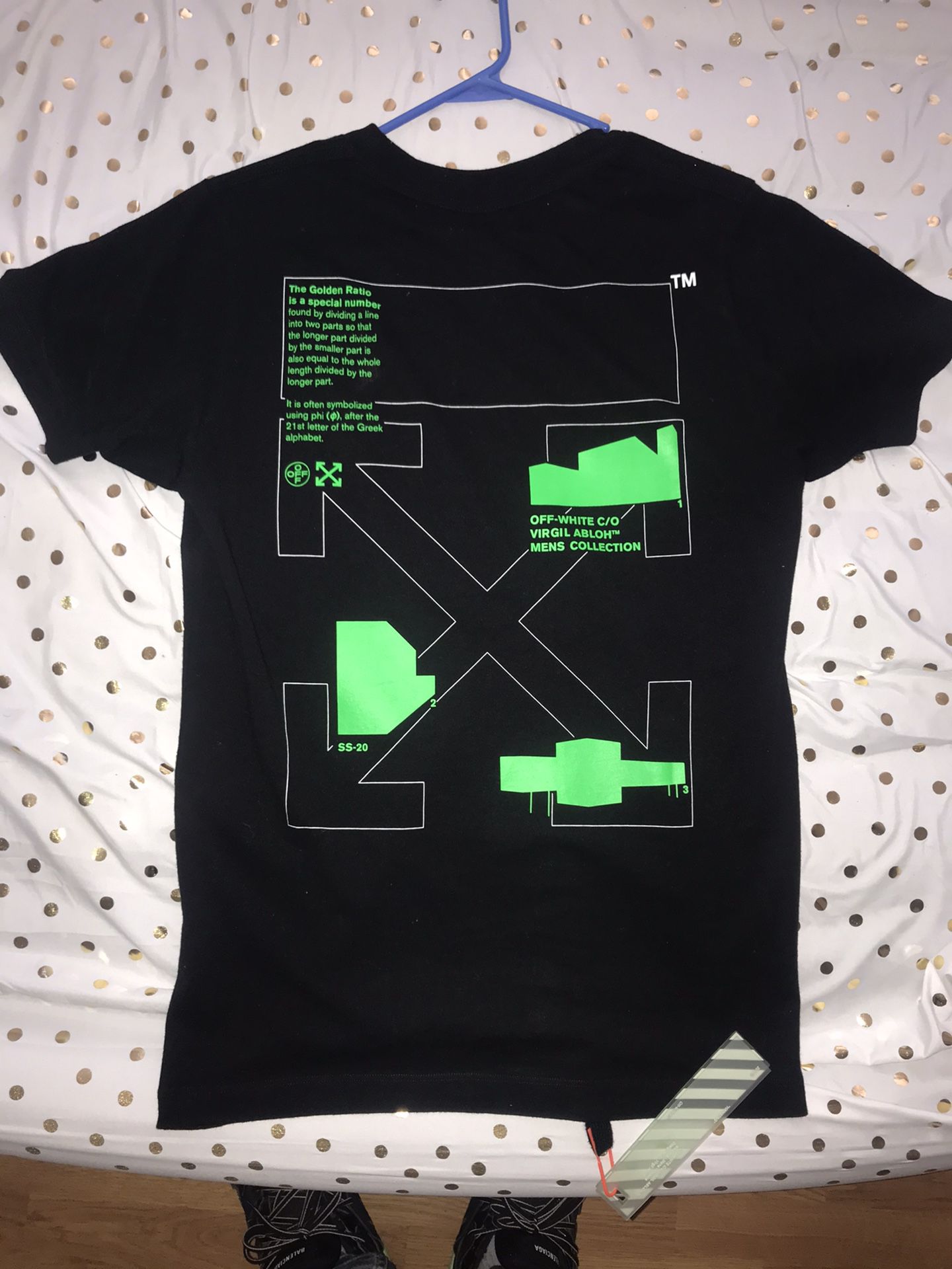 New 2020 spring off white t-shirt wore only once