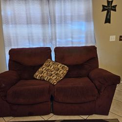Reclining Sofa & Love Seat 