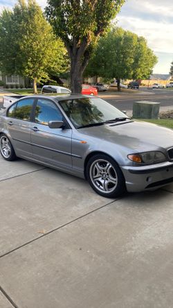 2004 BMW 325i