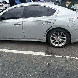 2010 Nissan Maxima