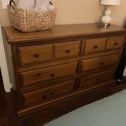 Free Dresser