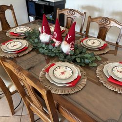 Dining Table And 6 Chairs