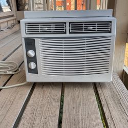 Window Ac