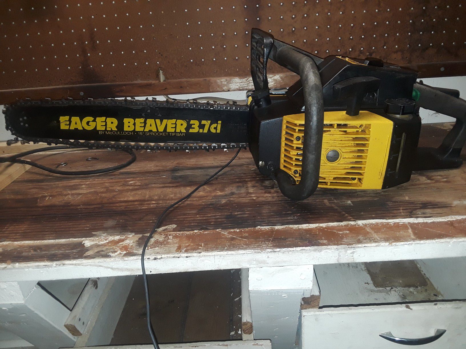 McCulloch 3.7 Eager Beaver Chainsaw (610) for Sale in Tyler, TX - OfferUp