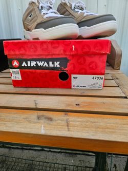 Vintage 90's AIRWALK Skateboarding Tennis Shoes
