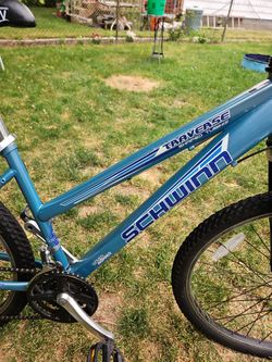 Schwinn Women's Traverse 21 Speed Mountain Bike for Sale in