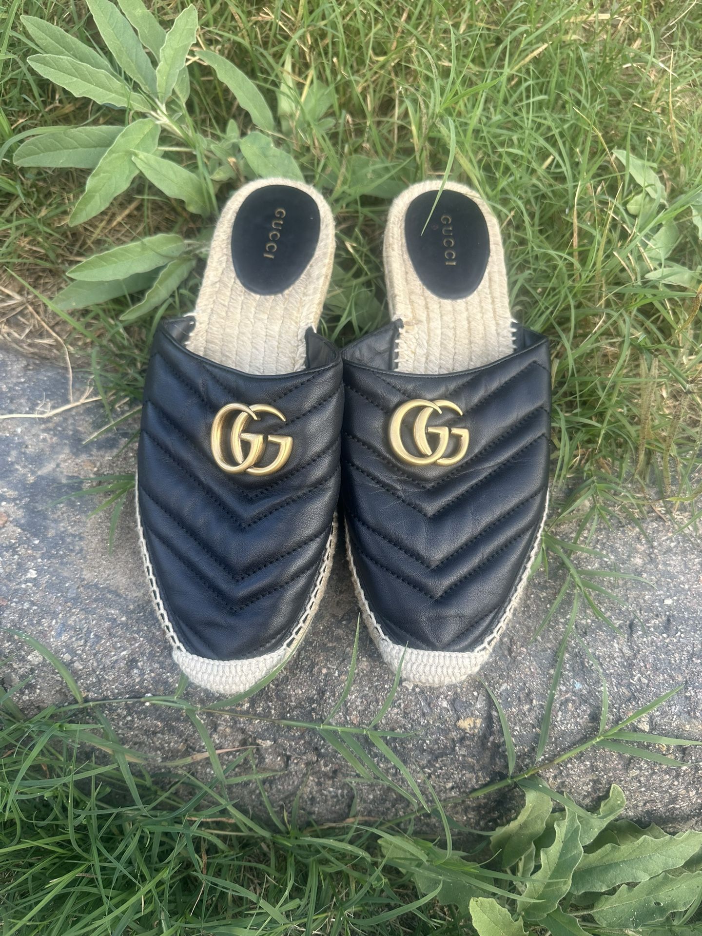 Gucci Women Shoes