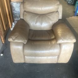 Reclining Chair 