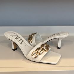 Zara Small Kitten Heels 