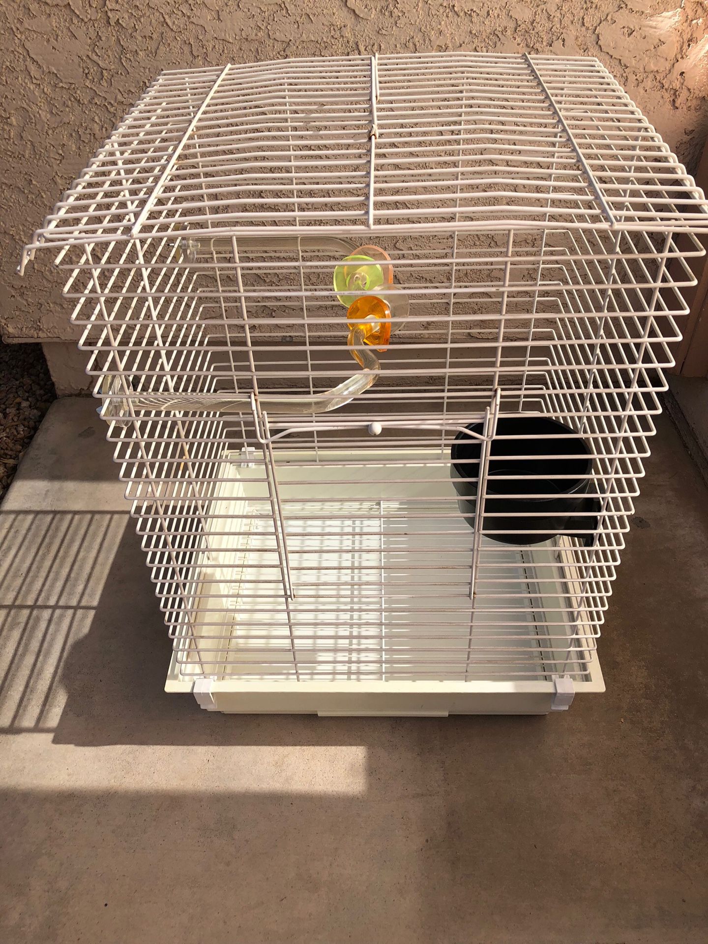 Cockatiel or large Bird Cage Dimensions: 18in L x 15in W x 23in H (Reduced Price)