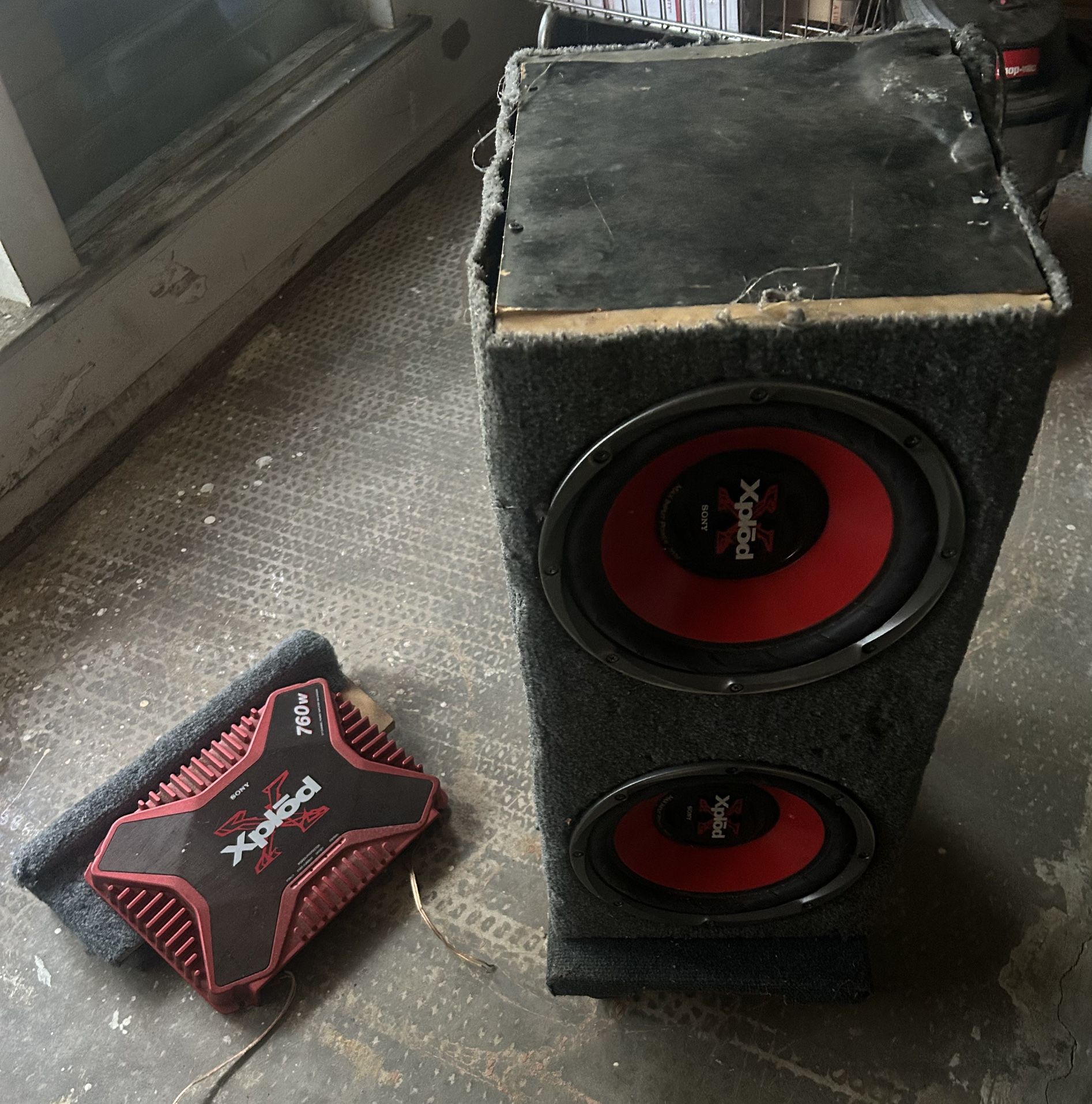 Xplōd Amp 760W & 10 Inch Woofers 700W Each
