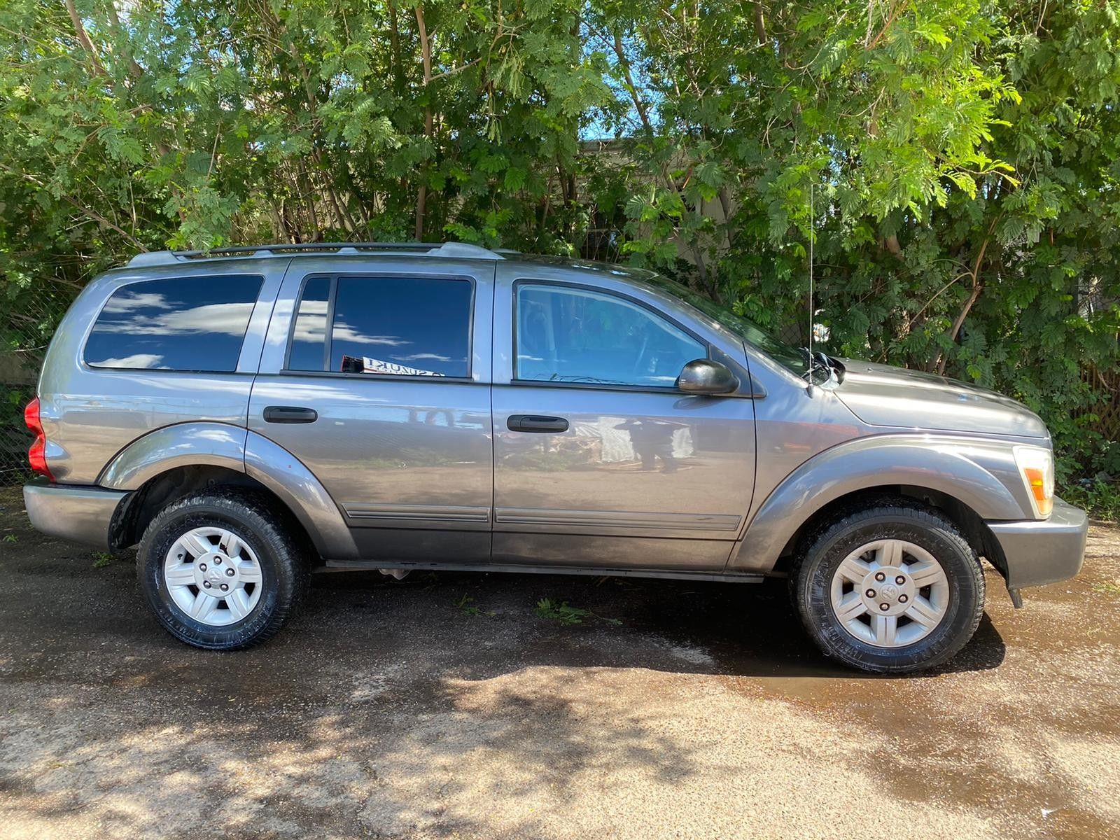 2004 Dodge Durango