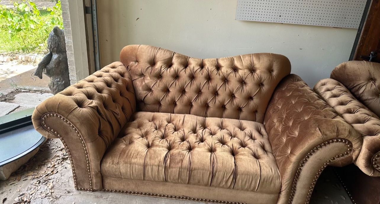 Big Olive Green Couches