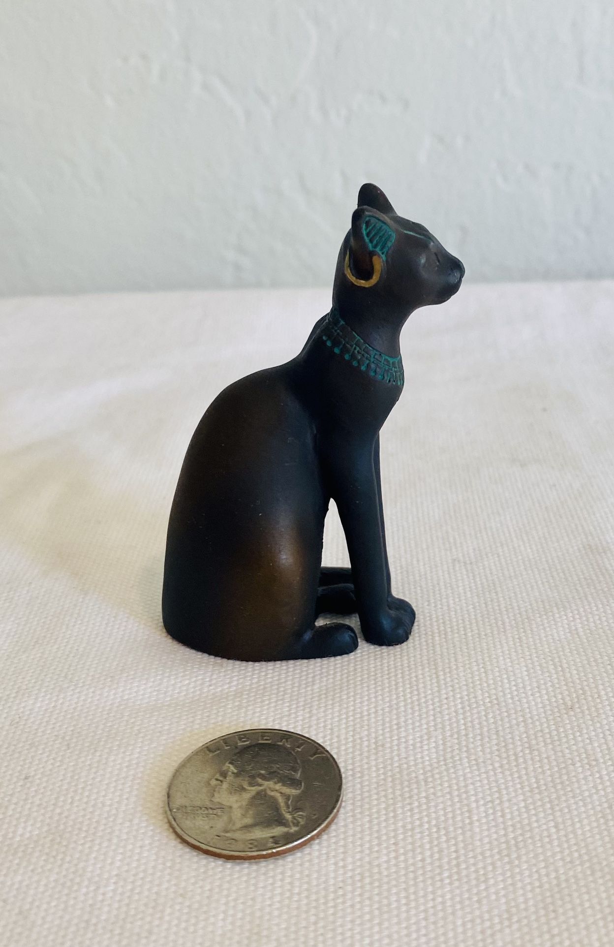 Franklin Mint Egyptian Curio Cabinet Cat