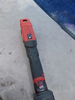 Milwaukee M12 Cordless Drain Snake