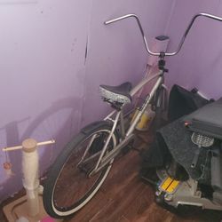 Men's Bike Cruiser With Ape Bars