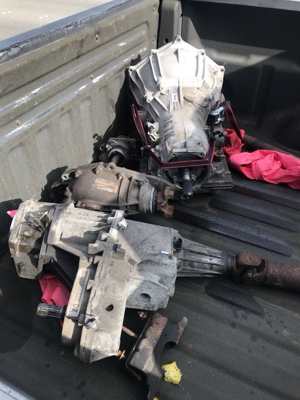 Trailblazer SS trannsmision with transfer case and front diff.