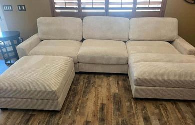 New Large Modular Sectional Couch with Comfy Chaise and Ottoman! Free Delivery 🚚 and Assembly!😊