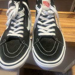 Vans Shoes Men’s 9 Brand New 