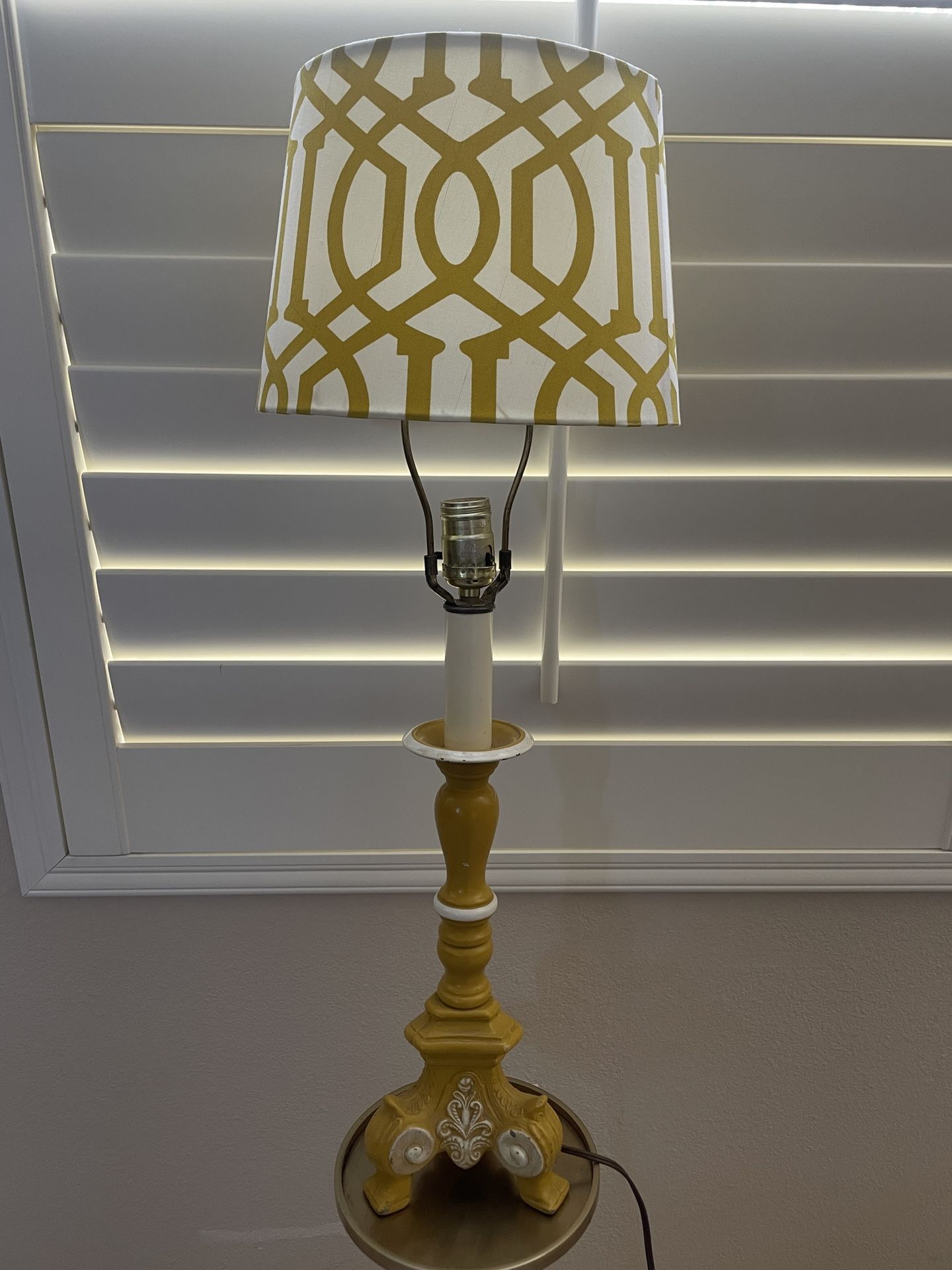 2 Vintage Yellow Lamps