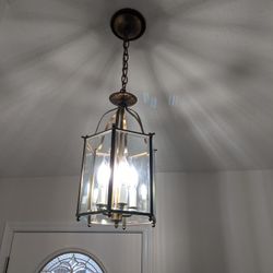 Pendant Light Fixture (4 Bulbs)

Excellent condition.
Pickup only in Brunswick. Thanks.