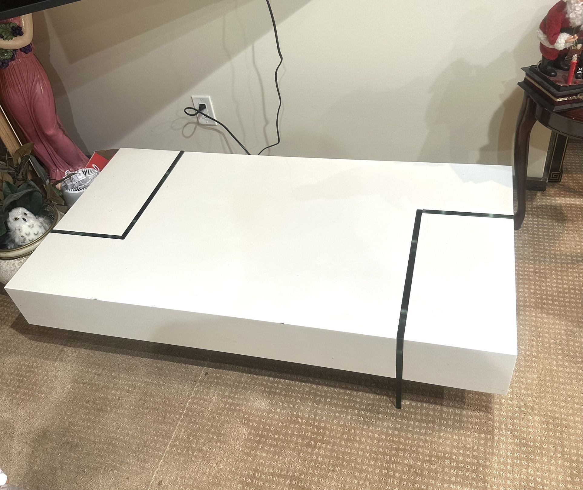 Modern White Coffee Table 