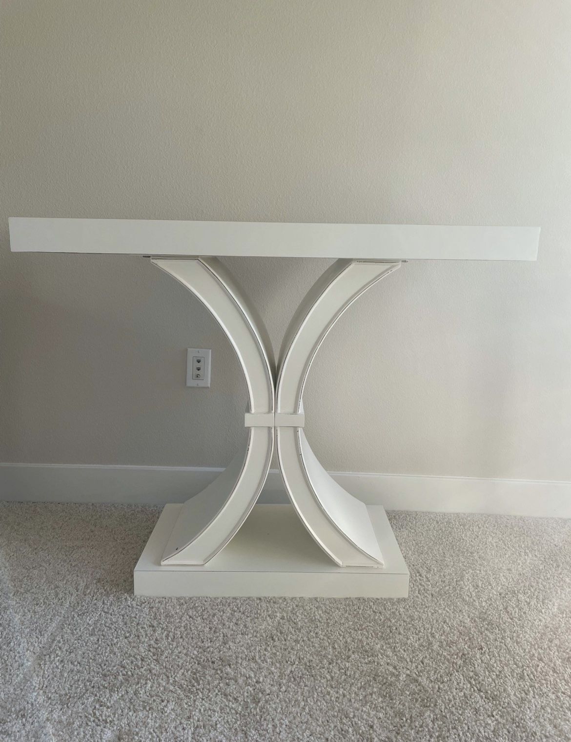 Elegant Console Table - Excellent Condition, barely used