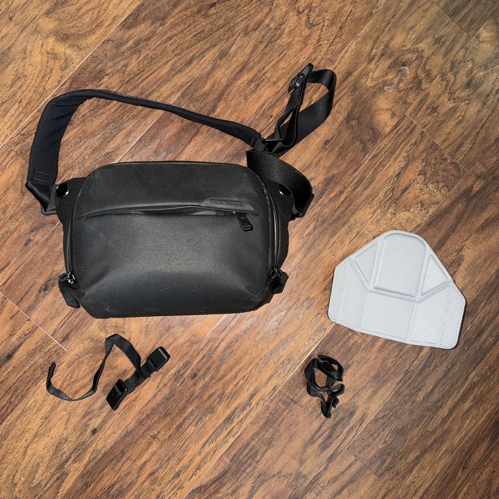 Peak Design Everyday Sling 3L - Black