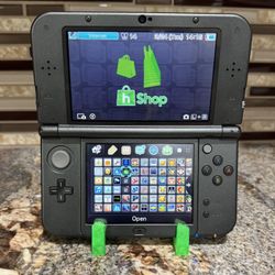 “New” Nintendo 3DS XL (gray, 128 GB, w/hShop)