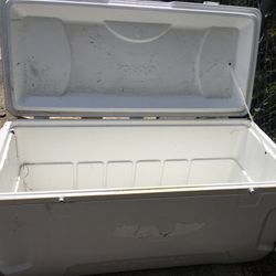 Igloo Cooler 
