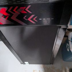 Treadmill Like New Works But Needs Remote 