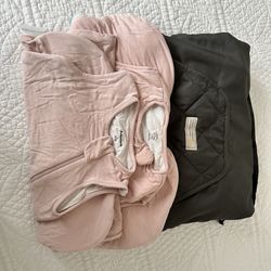 Free: Sleep Sacks And Warm Carrier Cover