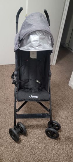 Stroller ,smoke-free, and pets free.